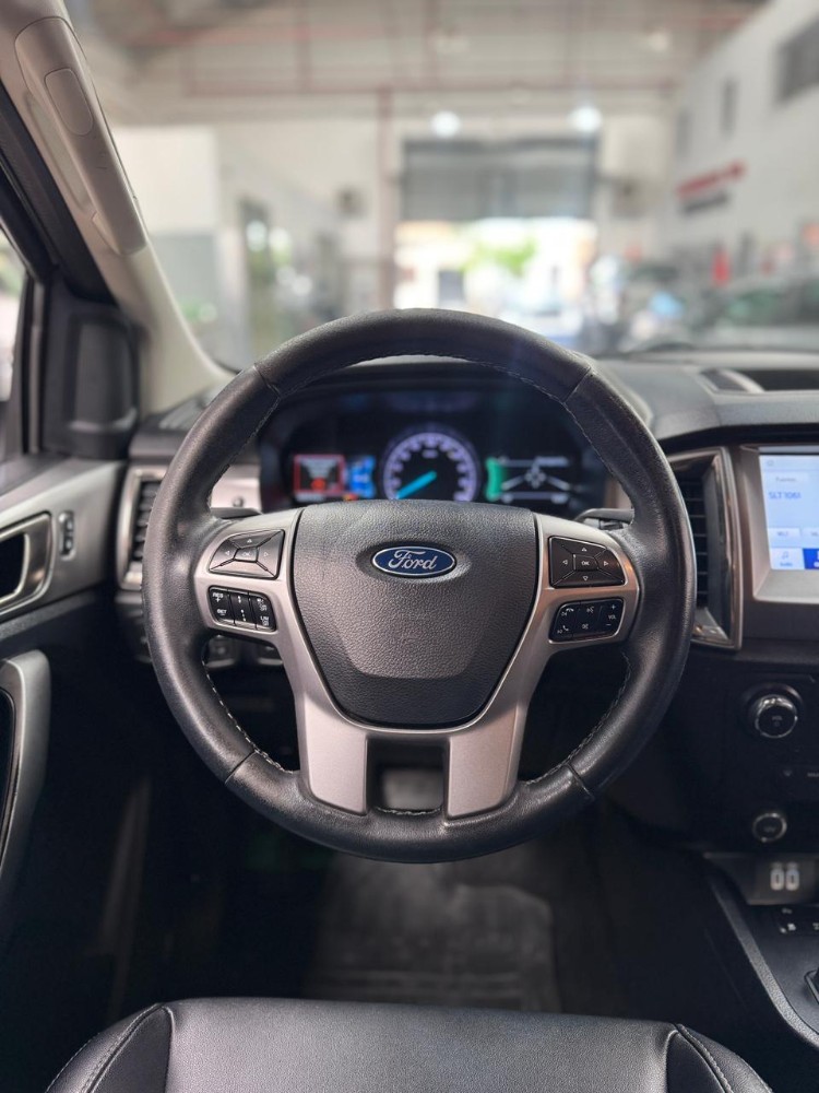 Ford NUEVA RANGER DC 4X4 LTD AT 3.2L D — foto 3